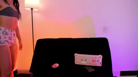 Snapshot of katty__0 chatting on June 17, 2026, 2:51 pm katty__0 online show from June 17, 2026, 2:51 pm