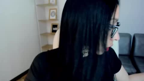 Snapshot of katty_mouth chatting on October 14, 2025, 8:31 pm Katty online show from October 14, 2025, 8:31 pm