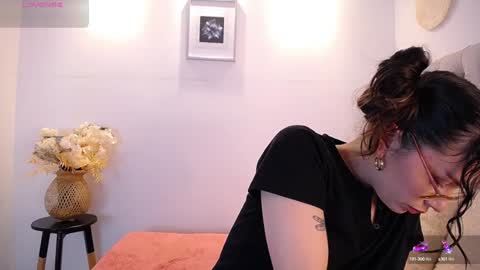 Katy Van online show from January 30, 2025, 8:22 am