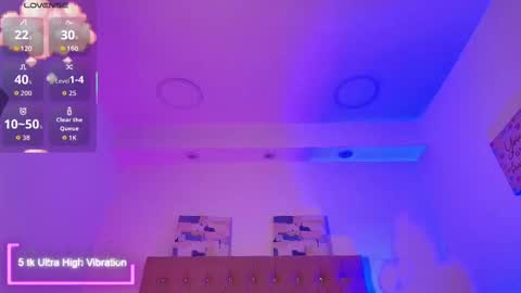 Katy Van online show from September 26, 2025, 4:33 pm