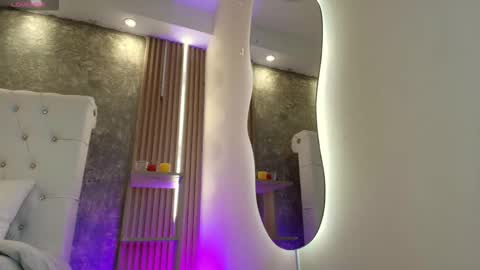 Katy Van online show from March 14, 2026, 8:53 am