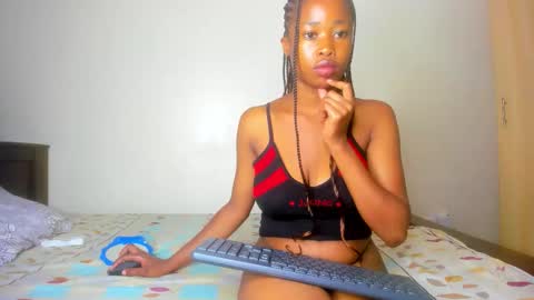 Katy online show from October 18, 2025, 7:47 pm