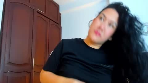 KATYAJHONSS online show from July 14, 2026, 11:54 pm