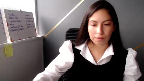 KATY online show from February 11, 2025, 2:35 pm