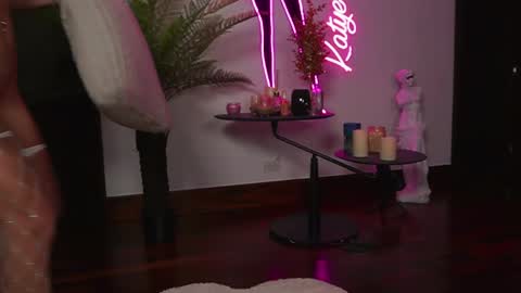 Katyerave online show from April 3, 2026, 8:07 pm