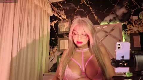 Snapshot of katyhornymilfsexy chatting on February 7, 2026, 11:58 am katy online show from February 7, 2026, 11:58 am