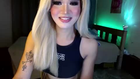 katykiat online show from February 16, 2025, 2:10 pm