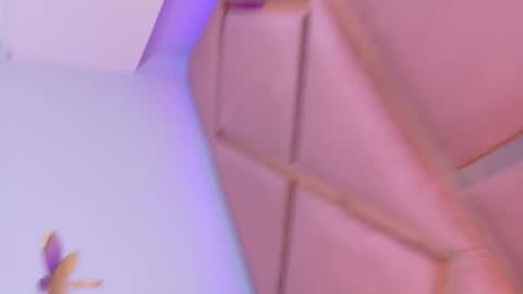 lilii-pety online show from February 3, 2026, 2:53 am