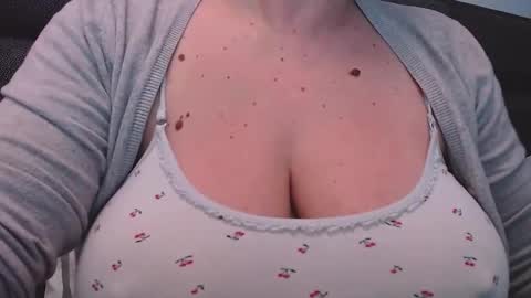 Snapshot of katynextdoor chatting on February 16, 2025, 6:54 am Katy online show from February 16, 2025, 6:54 am