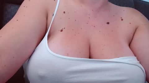 Snapshot of katynextdoor chatting on September 14, 2025, 6:56 am Katy online show from September 14, 2025, 6:56 am