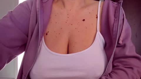 Katy online show from April 17, 2026, 7:00 am