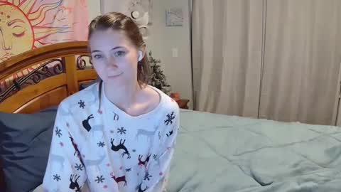 Katy online show from December 3, 2024, 1:41 am