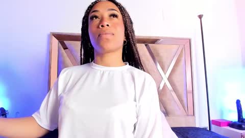 katyortiz online show from November 15, 2025, 11:40 am