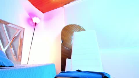 katyortiz online show from April 10, 2026, 11:48 am