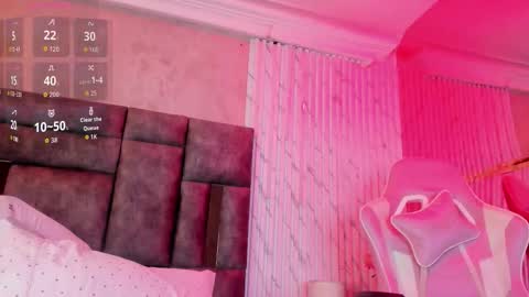 Snapshot of katyparisi chatting on February 1, 2026, 8:51 pm Katy Parisi online show from February 1, 2026, 8:51 pm