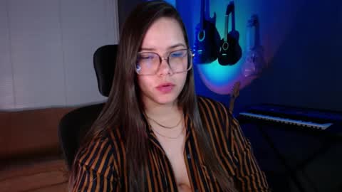 Kay online show from January 21, 2025, 5:27 am