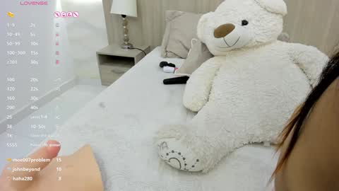   online show from February 4, 2025, 2:32 pm