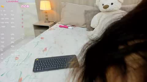   online show from February 22, 2025, 2:41 pm