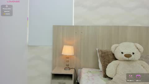   online show from September 19, 2025, 11:22 am