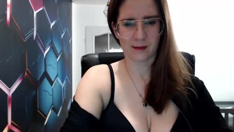 KayaLips online show from December 28, 2024, 9:30 pm