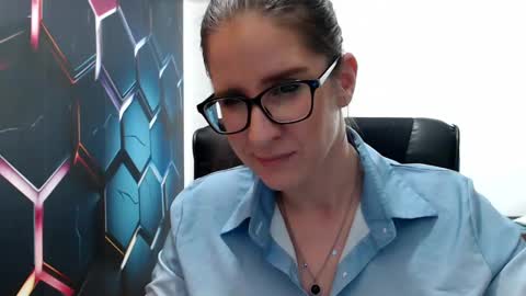 KayaLips online show from December 29, 2024, 7:00 pm