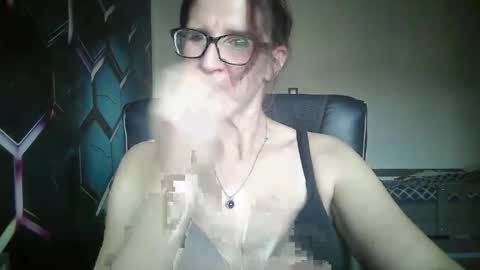 KayaLips online show from September 19, 2025, 3:02 pm