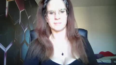 KayaLips online show from September 21, 2025, 2:19 pm