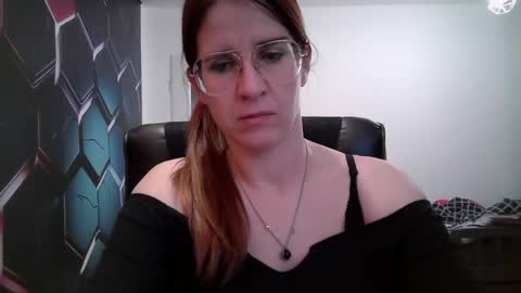 KayaLips online show from October 3, 2025, 3:31 pm