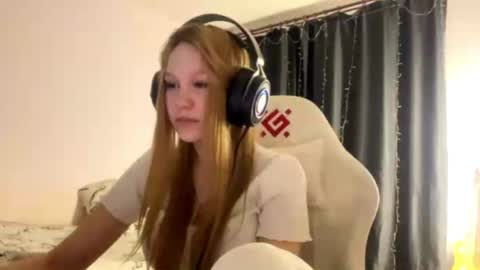 Amia online show from April 3, 2026, 5:55 pm