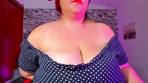 Kayla online show from February 13, 2025, 8:48 am