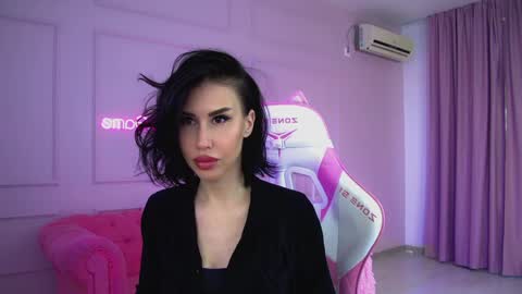 Kayla online show from April 29, 2026, 7:01 am