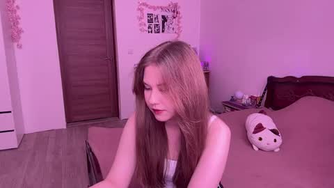 Nyelle online show from May 29, 2026, 11:41 am