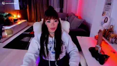 kaylee online show from January 11, 2026, 4:01 pm