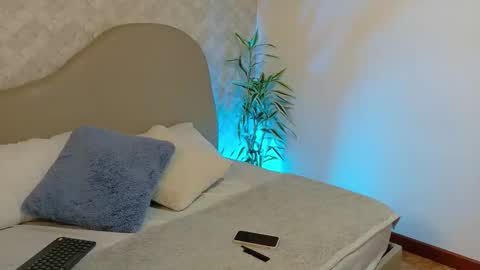 kaylee_jones online show from December 2, 2025, 12:32 pm