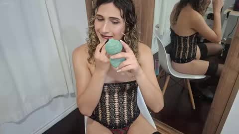 Kaylee Sims online show from June 4, 2026, 3:12 am