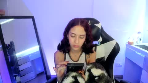 Snapshot of kaylie_xxx chatting on July 17, 2026, 12:12 pm kaylie online show from July 17, 2026, 12:12 pm
