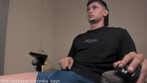 Mike online show from April 12, 2026, 1:43 am