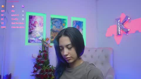 Kayra online show from October 10, 2025, 11:42 am