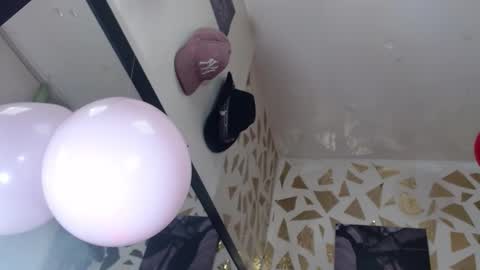 KAZSANDRAH online show from February 15, 2026, 7:51 am