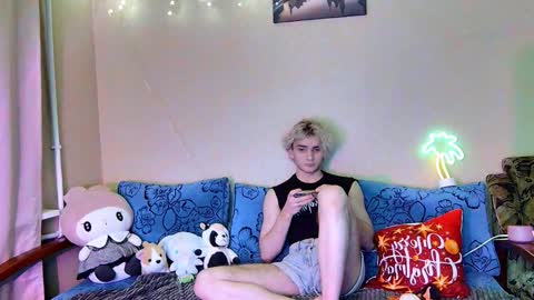 Snapshot of kazzu_daw chatting on January 9, 2026, 10:11 pm kazzu_daw online show from January 9, 2026, 10:11 pm