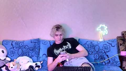 Snapshot of kazzu_daw chatting on January 10, 2026, 11:53 pm kazzu_daw online show from January 10, 2026, 11:53 pm