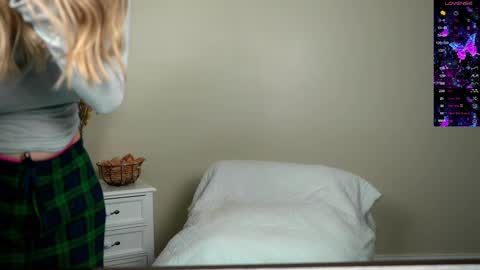 EliandKylie online show from March 1, 2025, 3:53 am