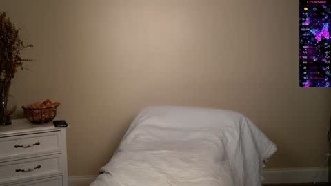 EliandKylie online show from March 6, 2025, 4:41 am