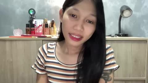 Its me Cora online show from October 14, 2025, 4:57 am