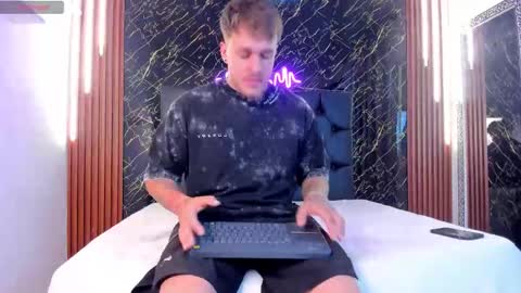 Keane online show from September 11, 2025, 12:05 pm