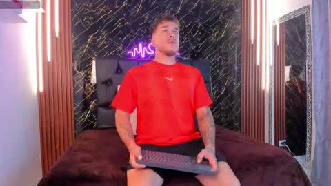 Keane online show from September 18, 2025, 1:02 pm