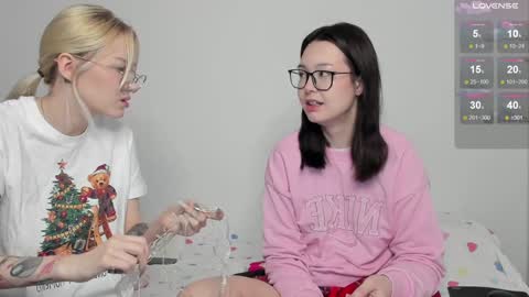 Seb Polly Roxy Jonny online show from December 18, 2024, 2:32 am