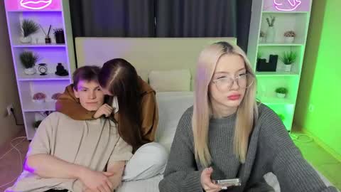 Seb Polly Roxy Jonny online show from February 9, 2025, 2:29 pm