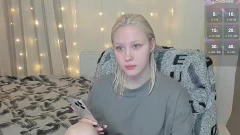 Seb Polly Roxy Jonny online show from February 12, 2025, 1:48 pm