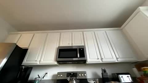 Keephimcum69me online show from April 7, 2026, 11:54 am